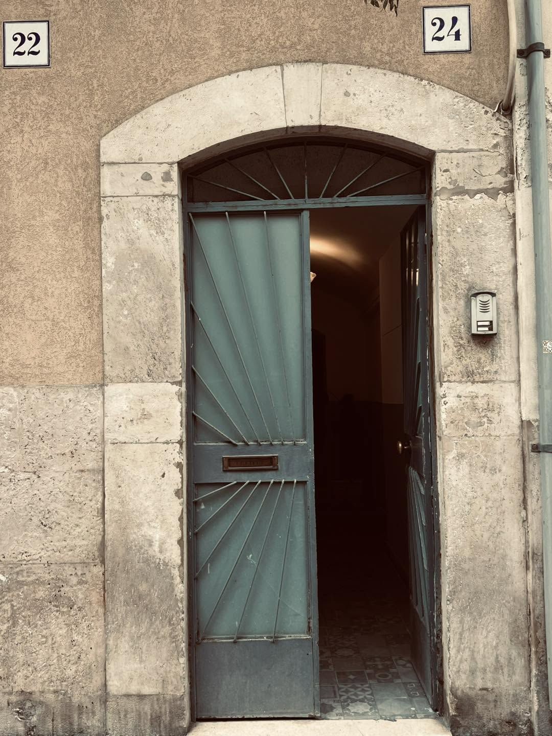 L'ingresso